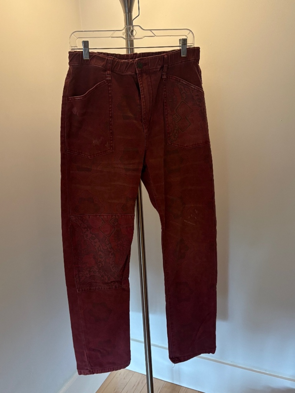 Pilcro wine/burgundy jeans